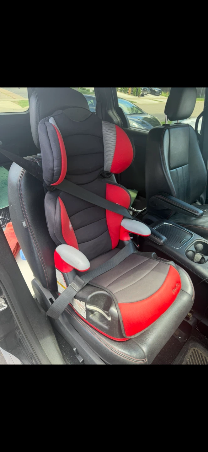 Evenflo GoTime Sport Booster CarSeat