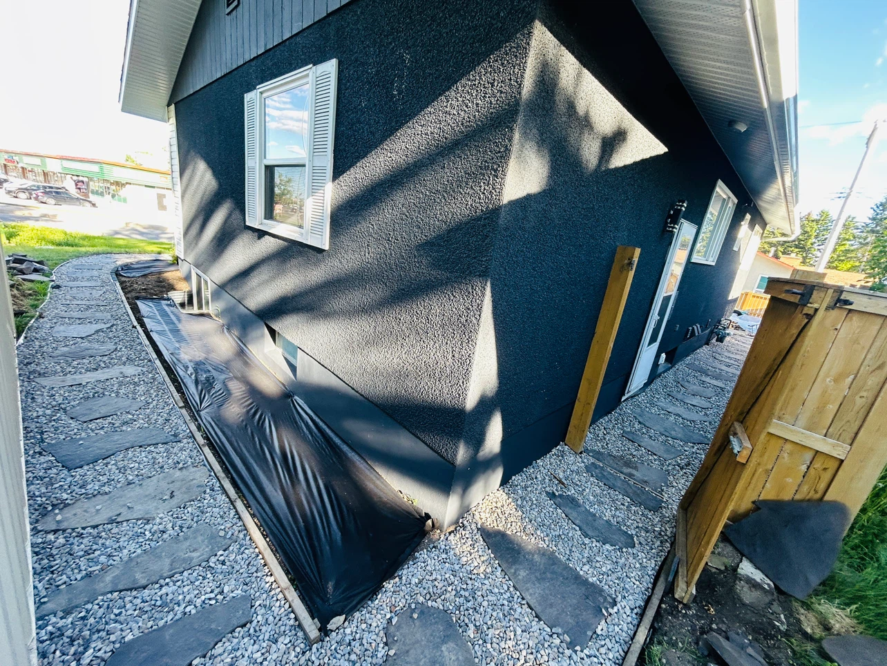 Yard work service sidewalks - photo 4
