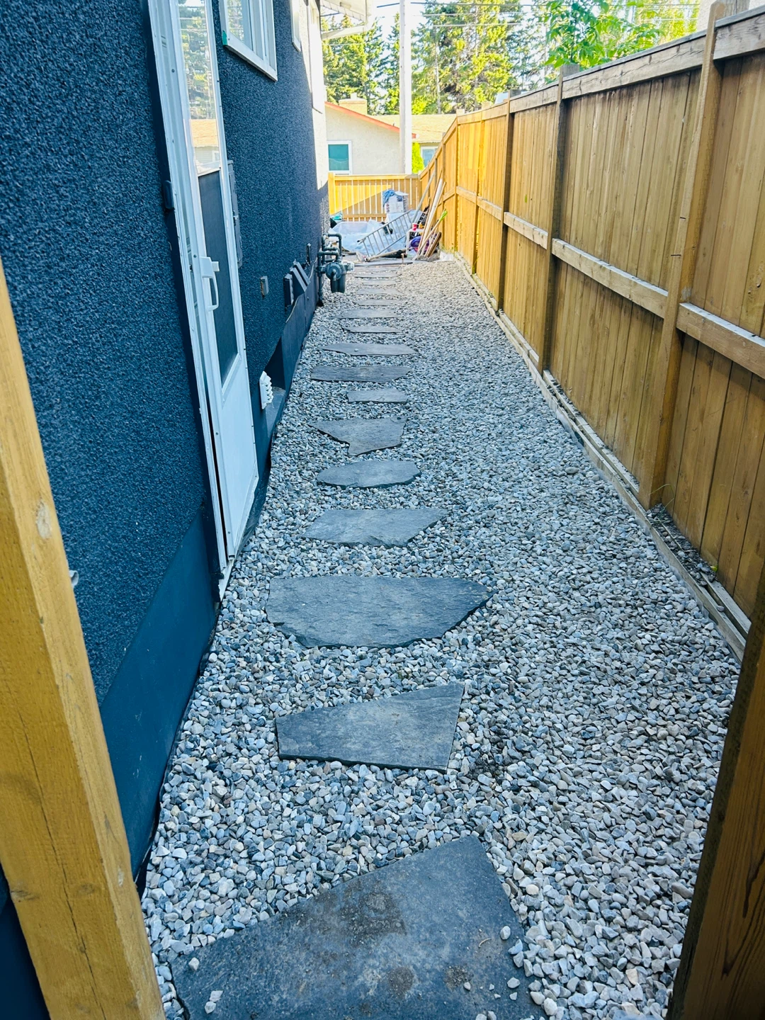 Yard work service sidewalks - photo 5