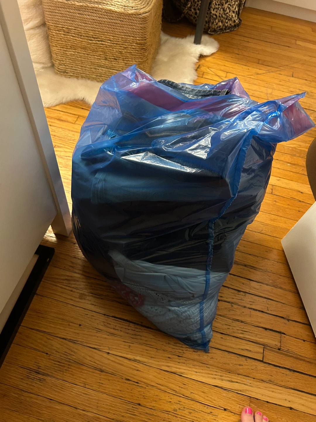 Bag of woman’s clothes M-L #freecycle
