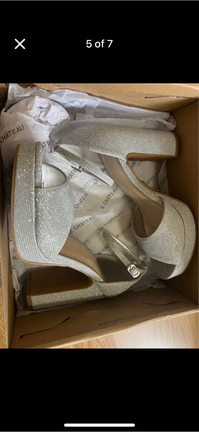 Le Château Silver Glitter Heels Size 6 - photo 3