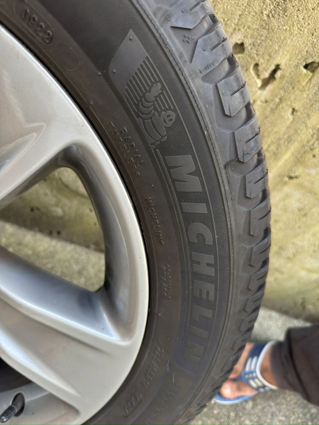Michelin All Season Tire with Rim - photo 3