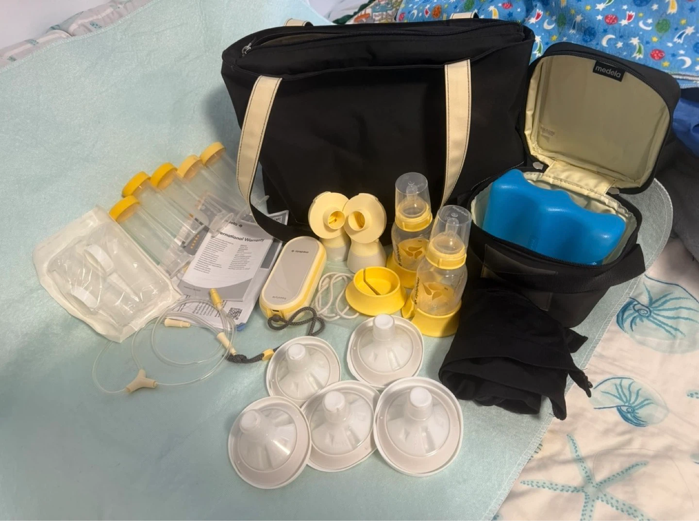 Medela Pump In Style Breast Pump with Tote Bag - photo 3
