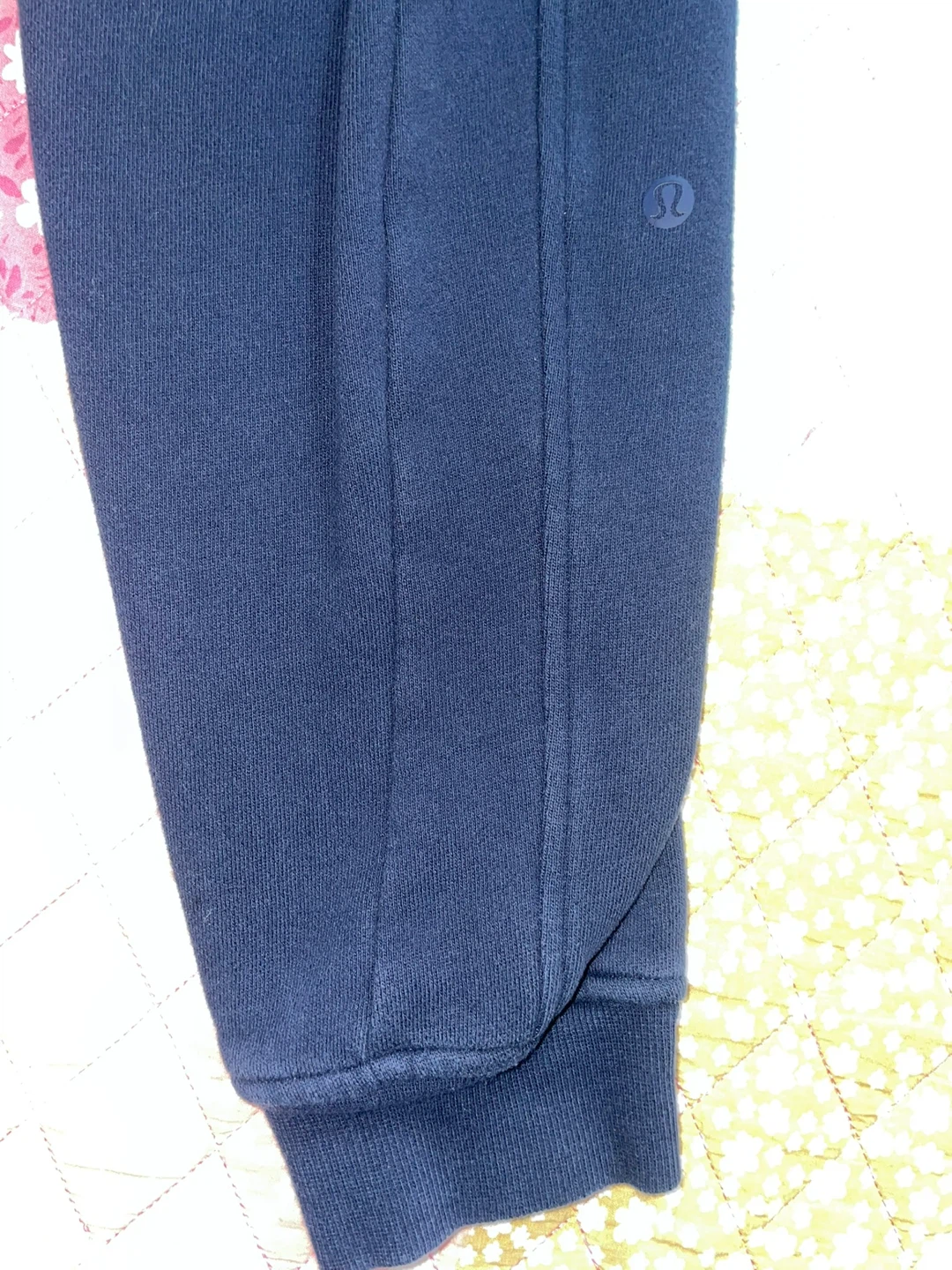 Lulu Lemon Sweatpants- Navy Blue - photo 3