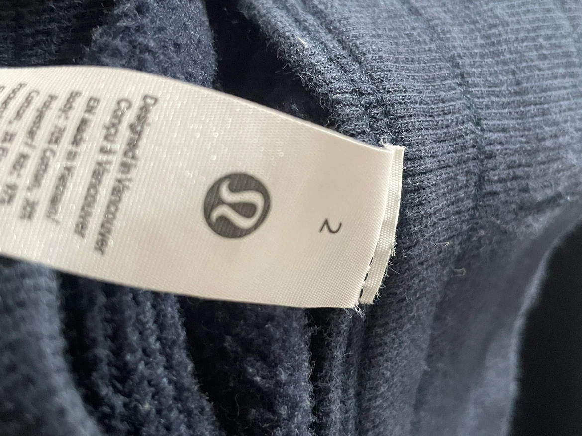 Lulu Lemon Sweatpants- Navy Blue - photo 4