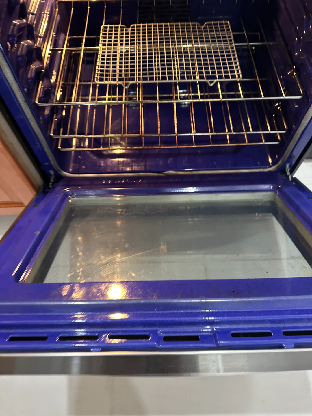 LG Gas Range Oven - photo 4