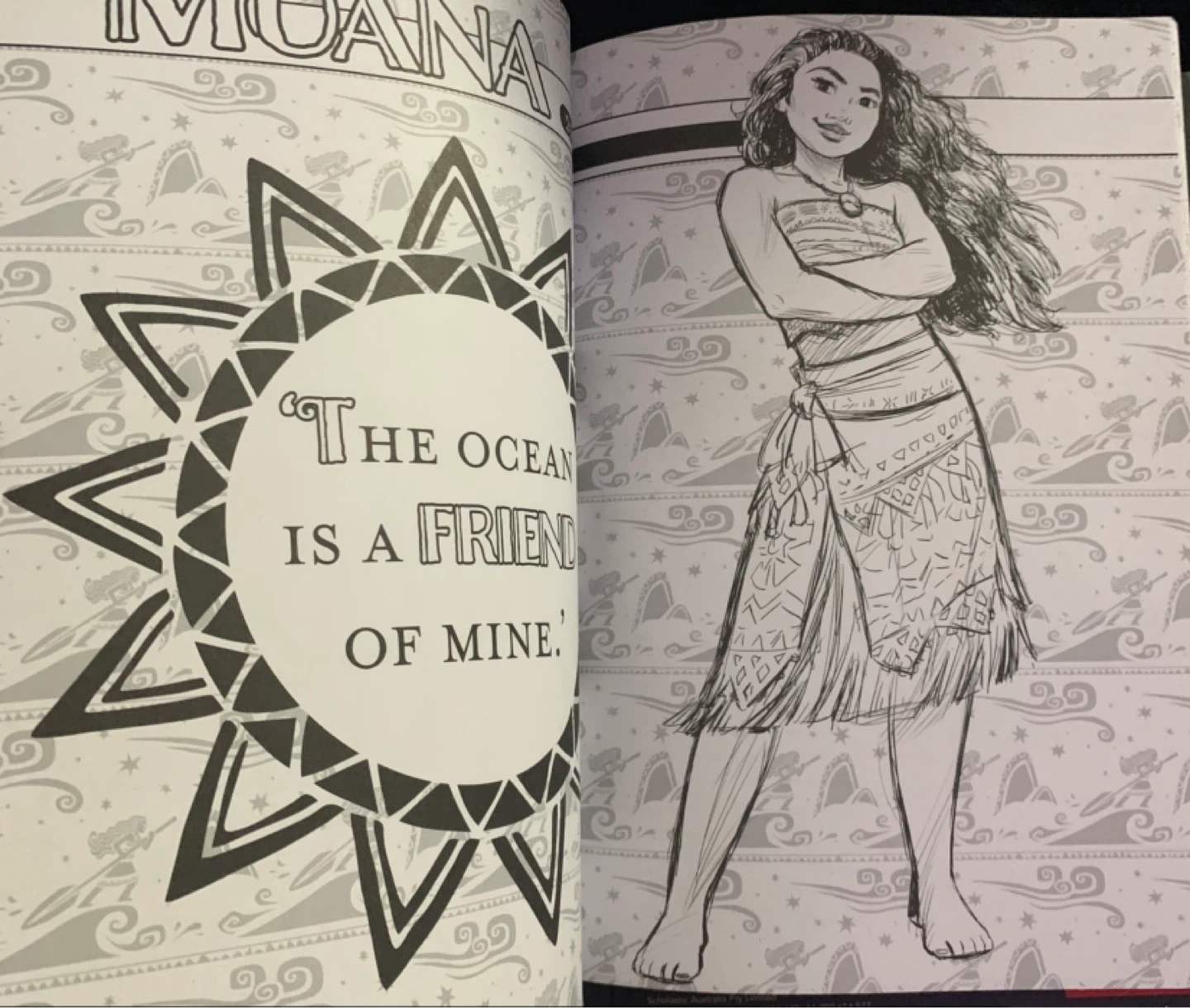 Disney & Marvel Adult Colouring Books - photo 5