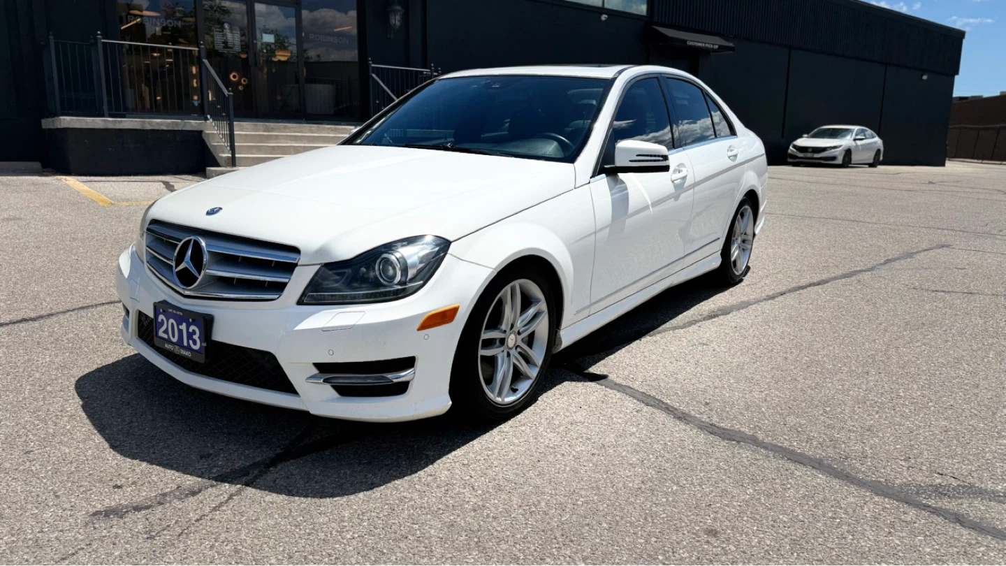 2013 Mercedes-Benz C300 4MATIC Sedan