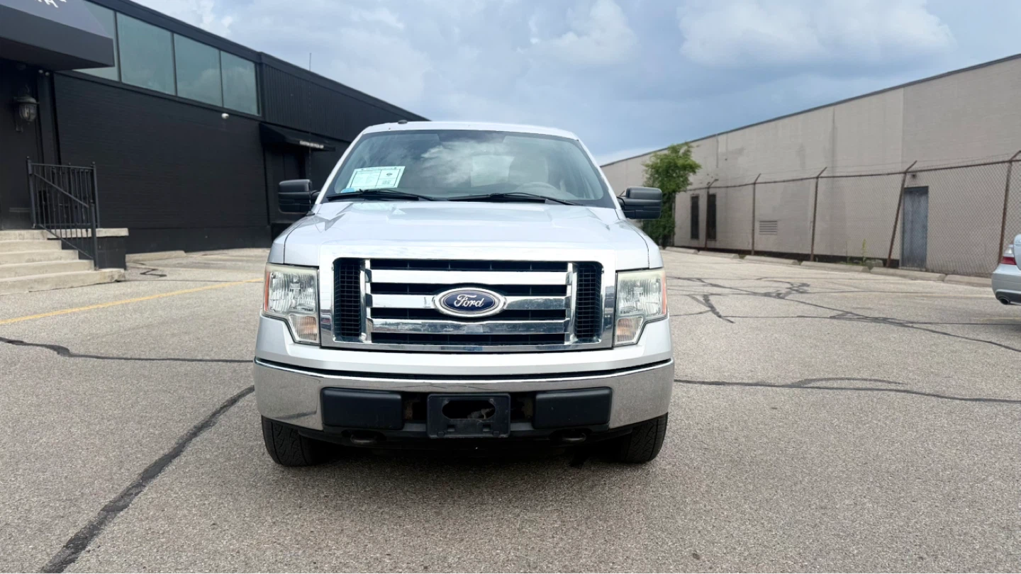 2010-2014 Ford F-150 Pickup Truck - photo 2