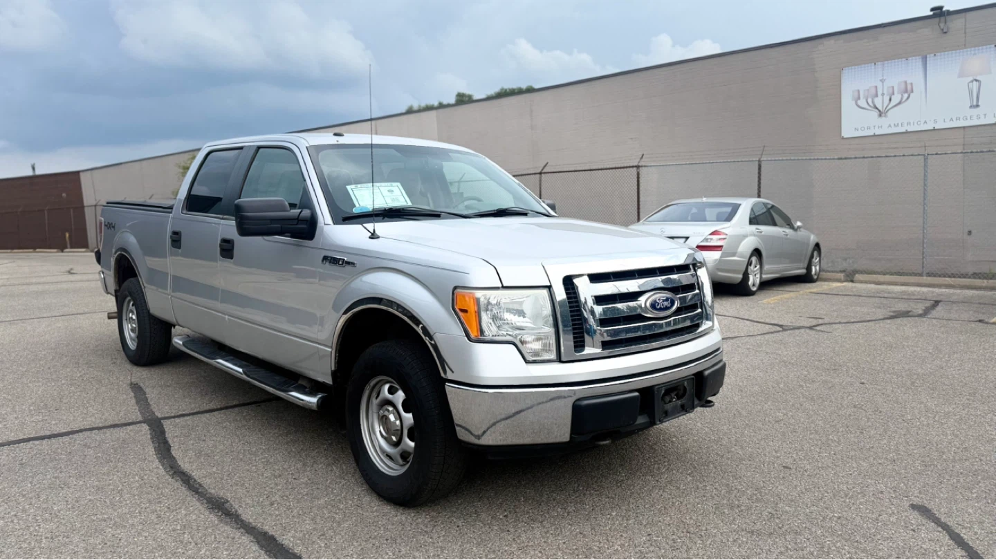 2010-2014 Ford F-150 Pickup Truck - photo 3