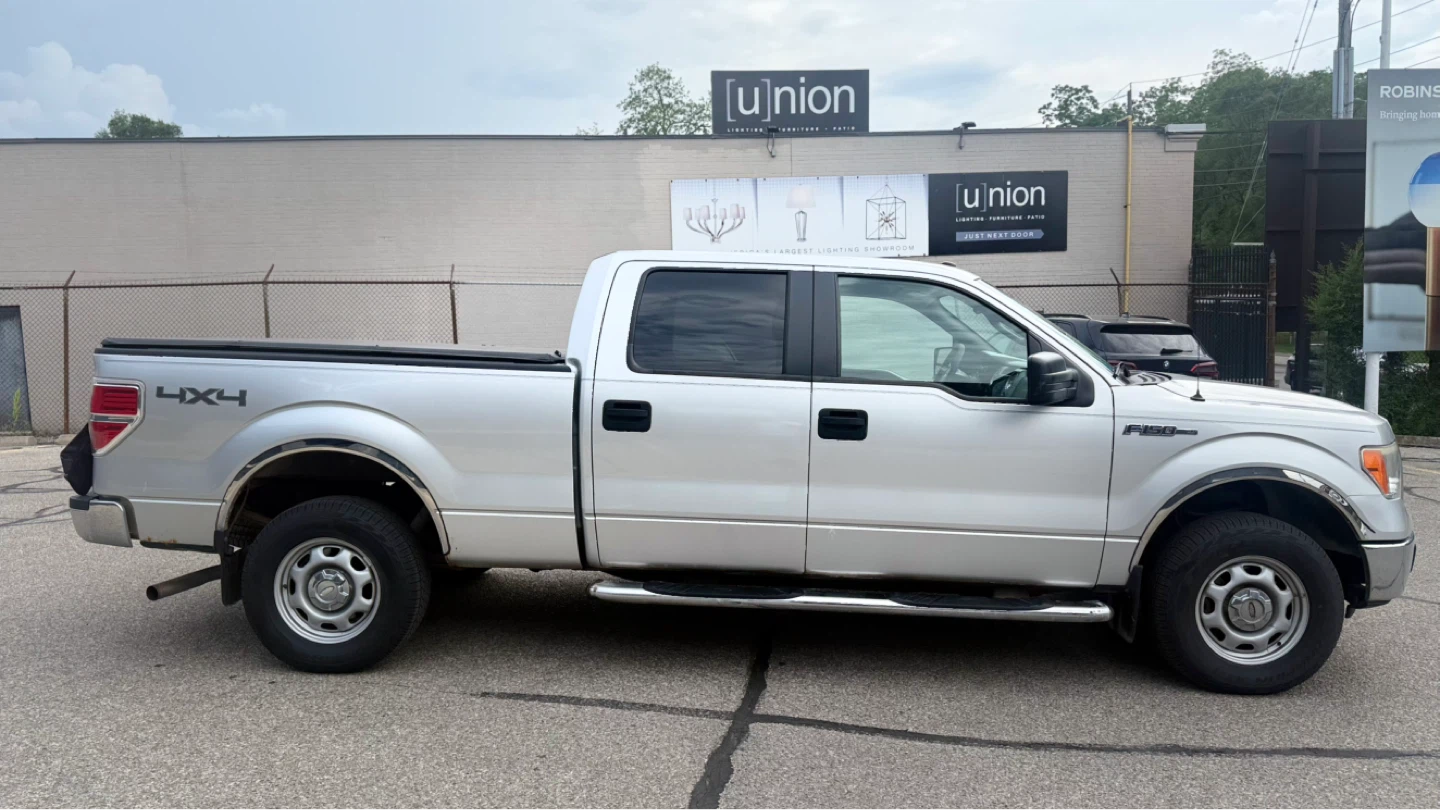 2010-2014 Ford F-150 Pickup Truck - photo 4