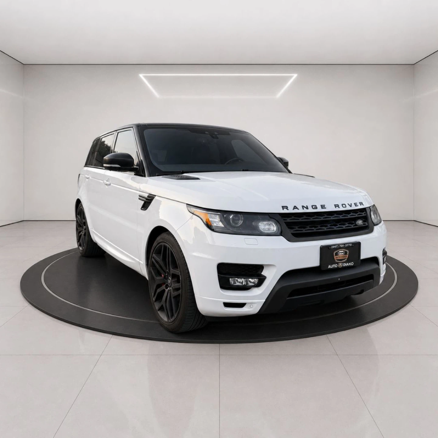 White Range Rover Sport