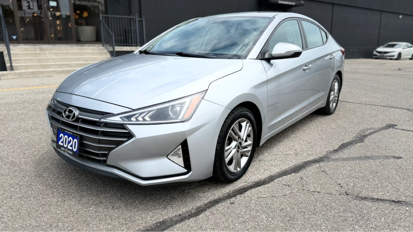 2020 Hyundai Elantra - photo 3