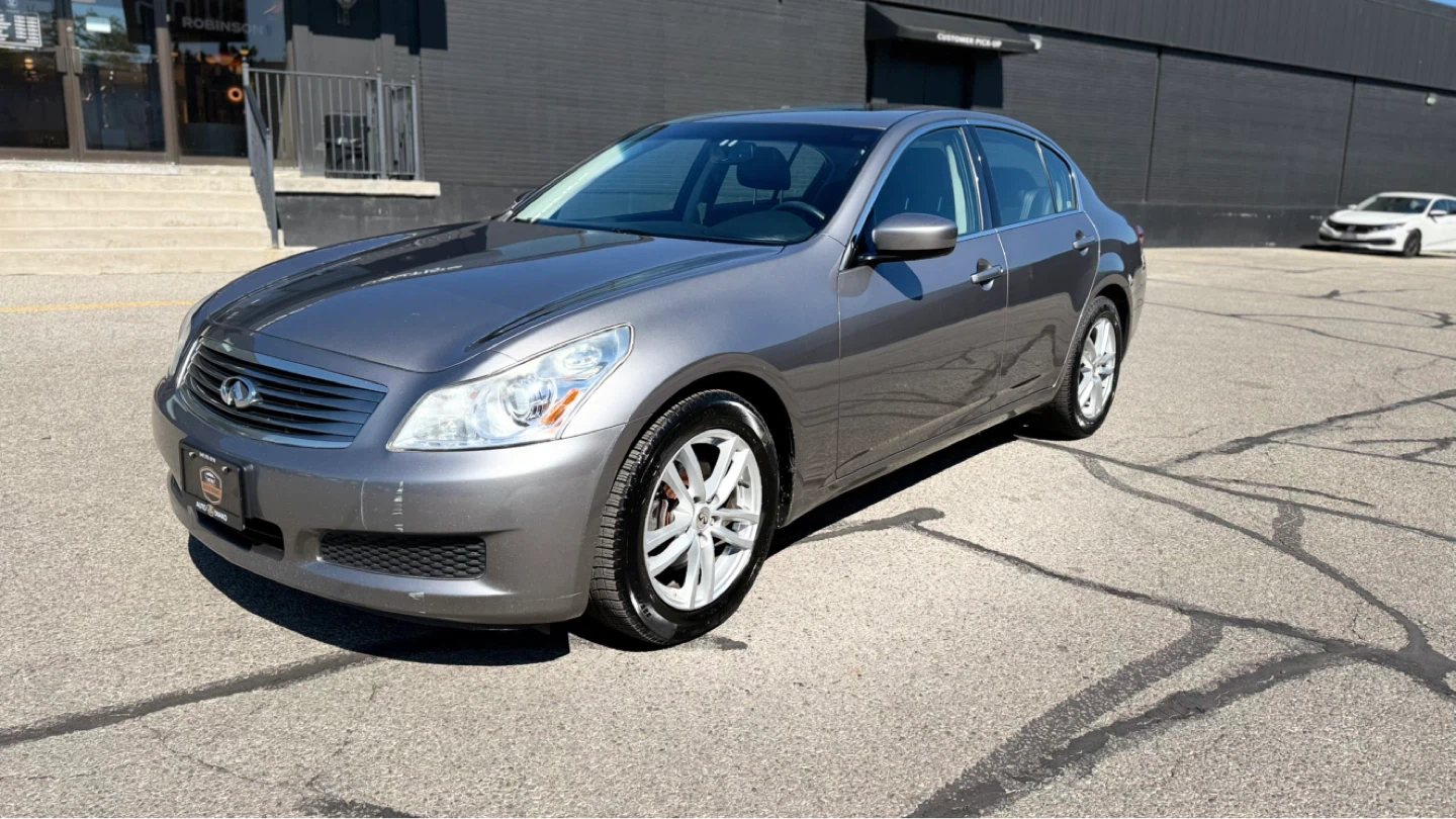 2009 Infiniti G37x Sedan - photo 3