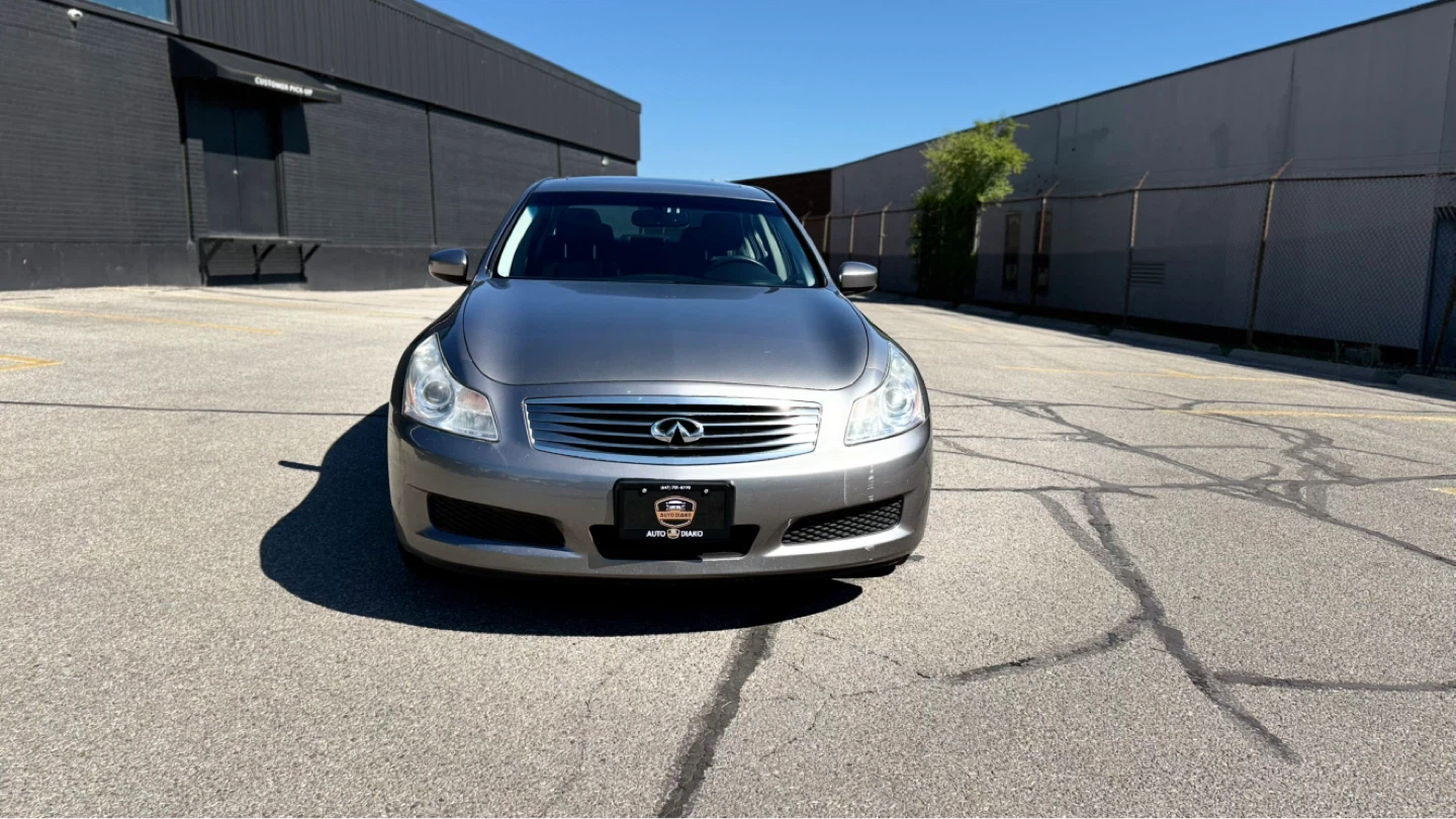 2009 Infiniti G37x Sedan - photo 2