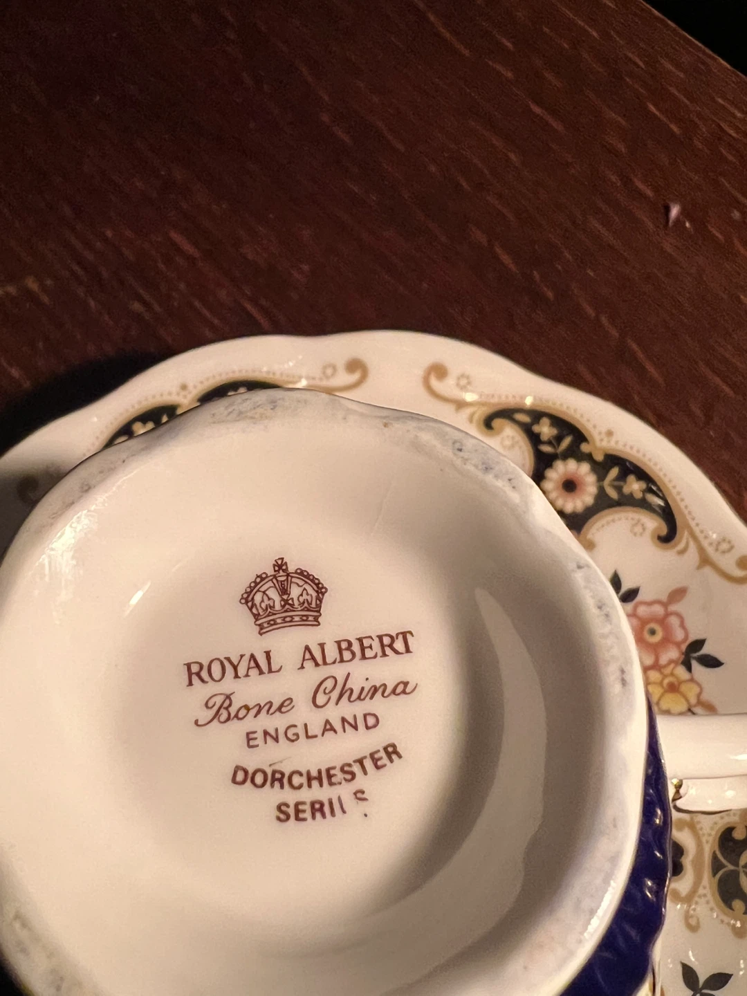 Royal Albert Dorchester Teacup and Saucer Set - photo 5