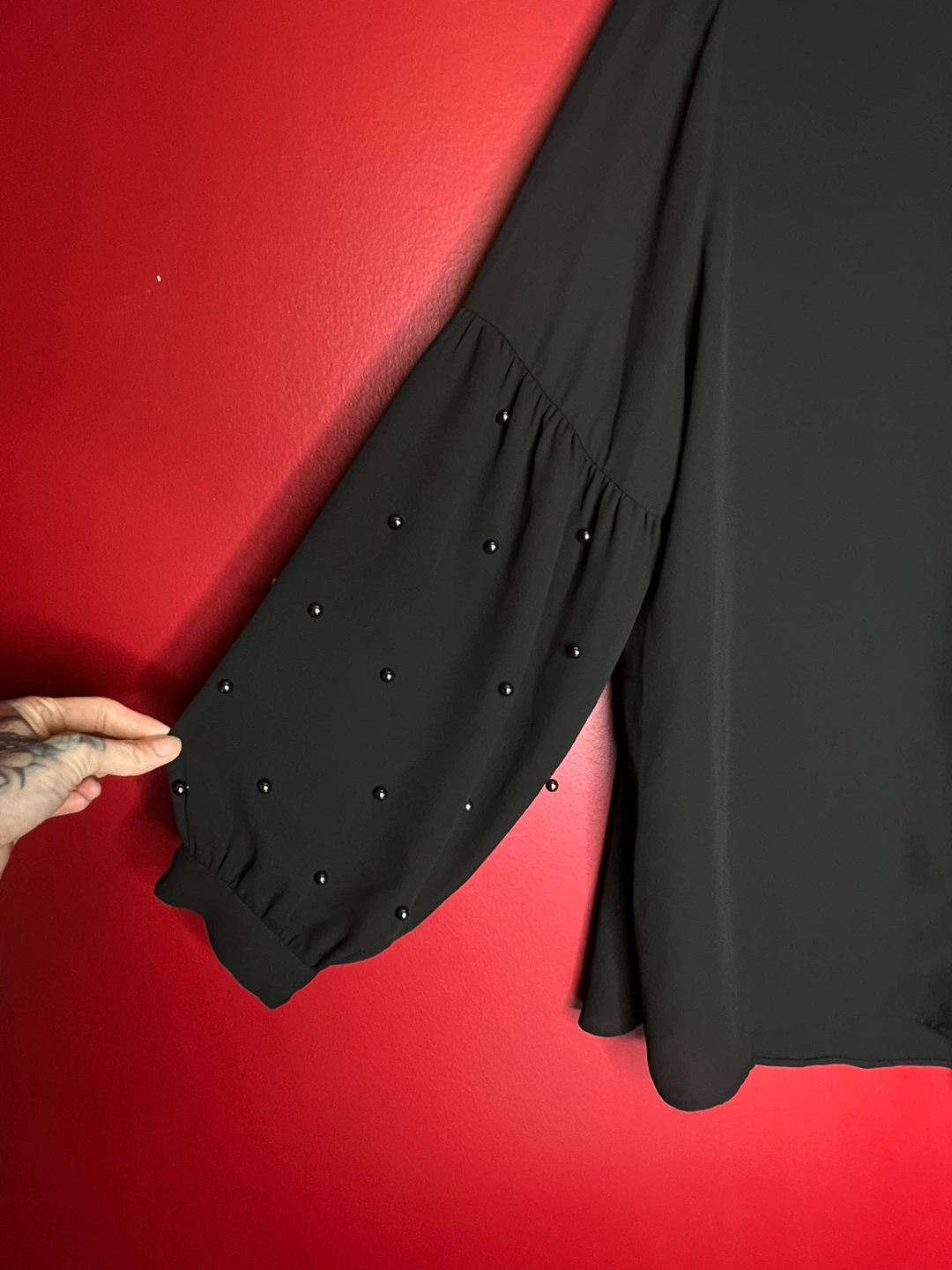 Balloon sleeves blouse with metal bead Embellished