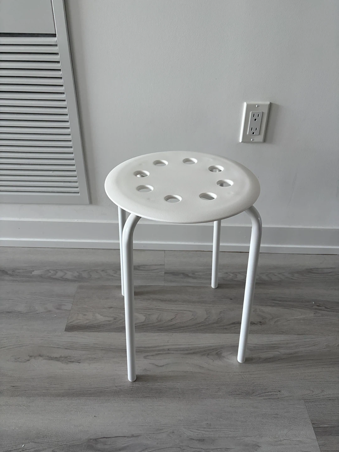 White Stool