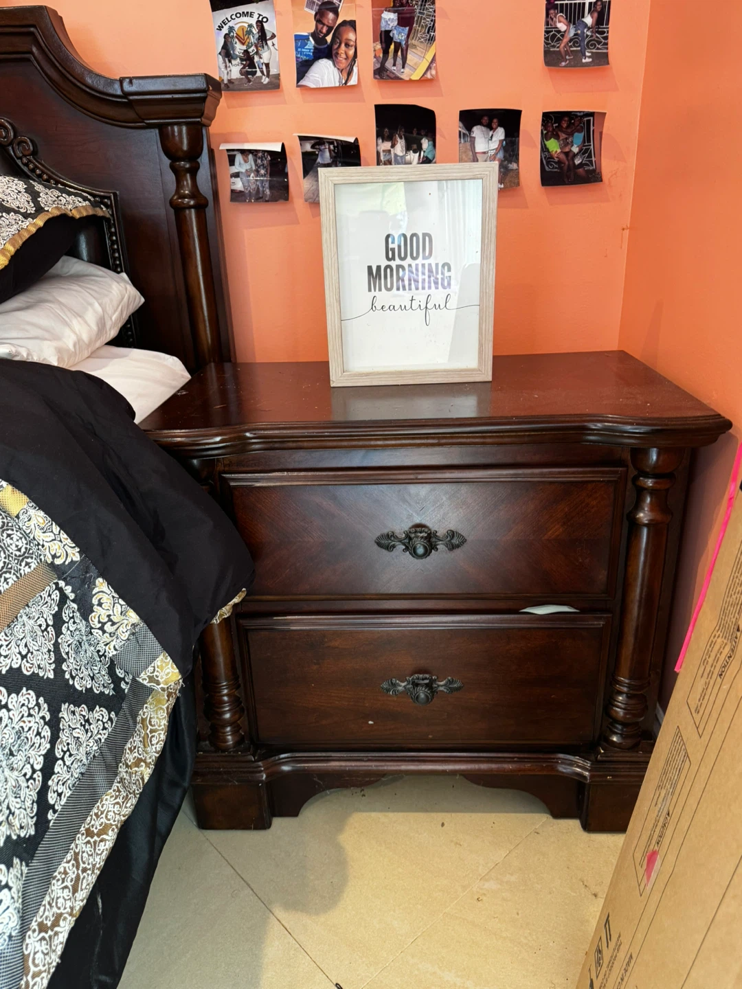 Dark Wood Bedroom Furniture Set - Dresser, Nightstand, Chest - photo 4