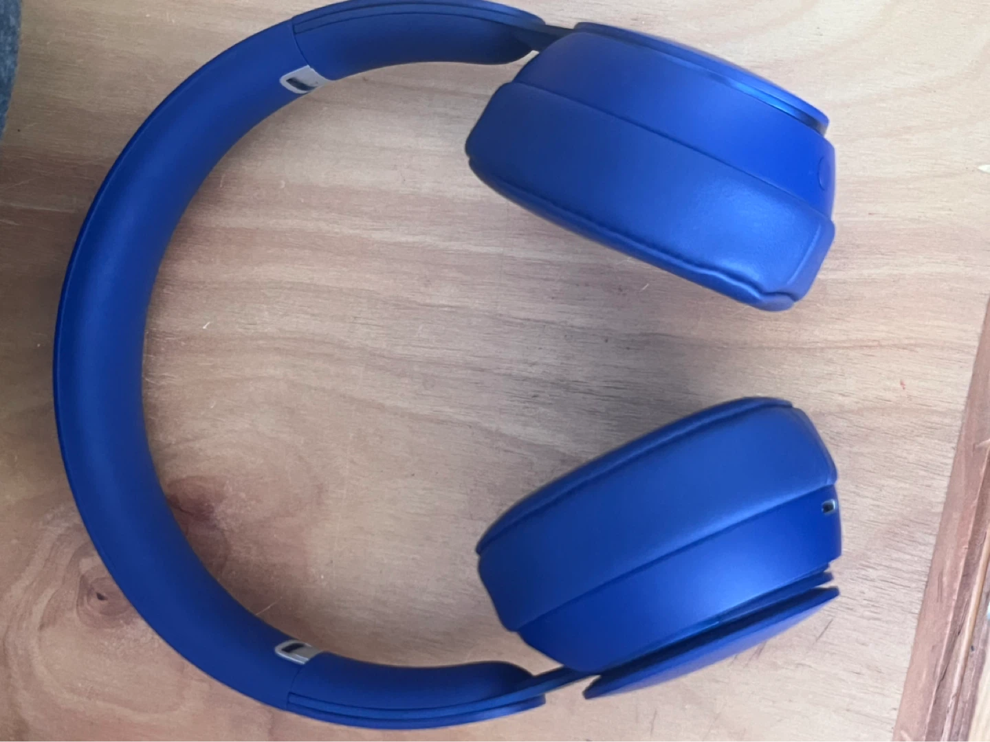 Blue Beats Solo Pro Wireless Headphones - photo 2