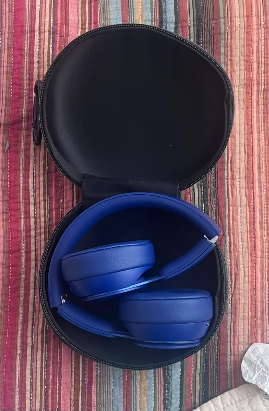 Blue Beats Solo Pro Wireless Headphones