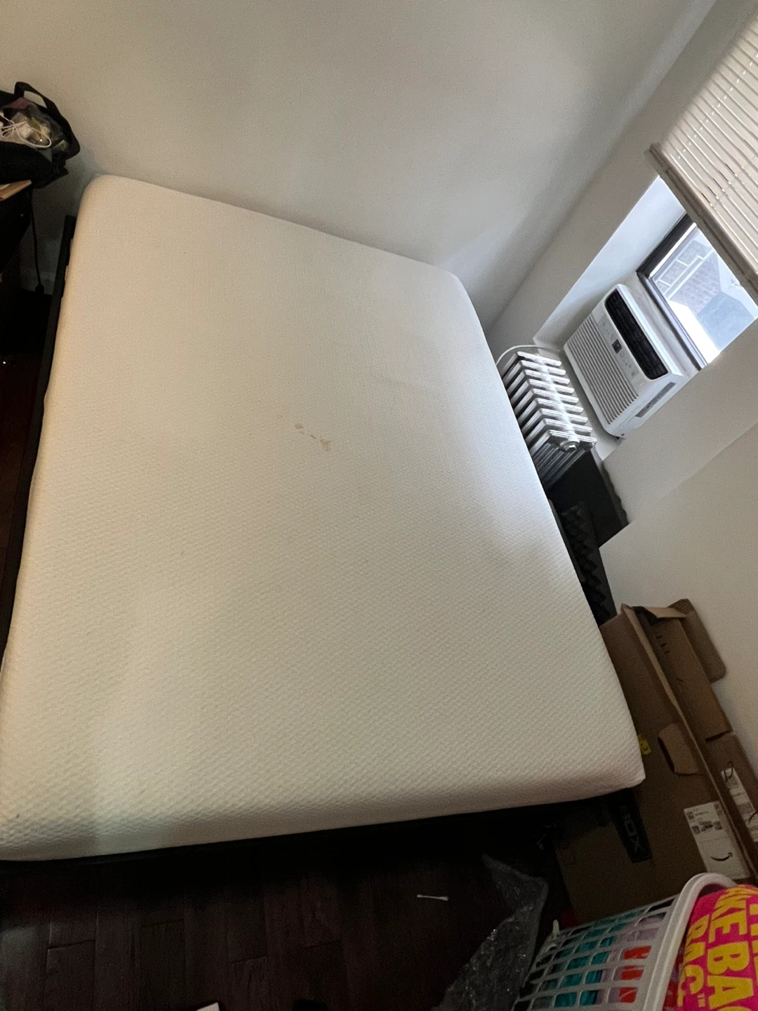 MUST GO White full Size Mattress with Cover