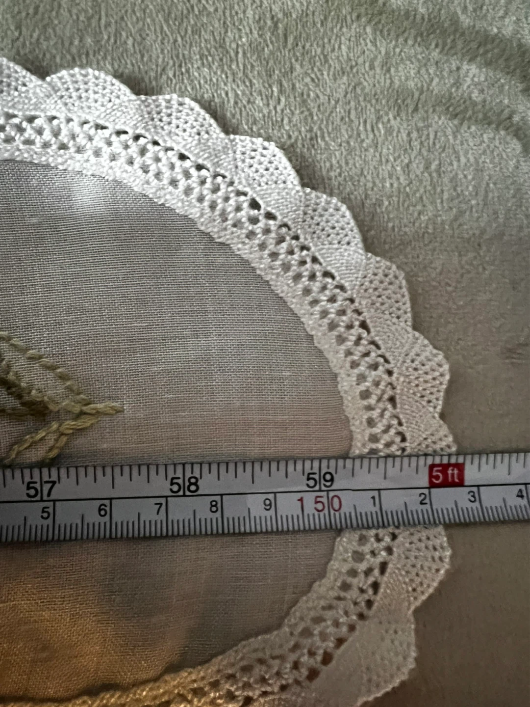 Embroidered Table Runner with Floral Design - photo 5