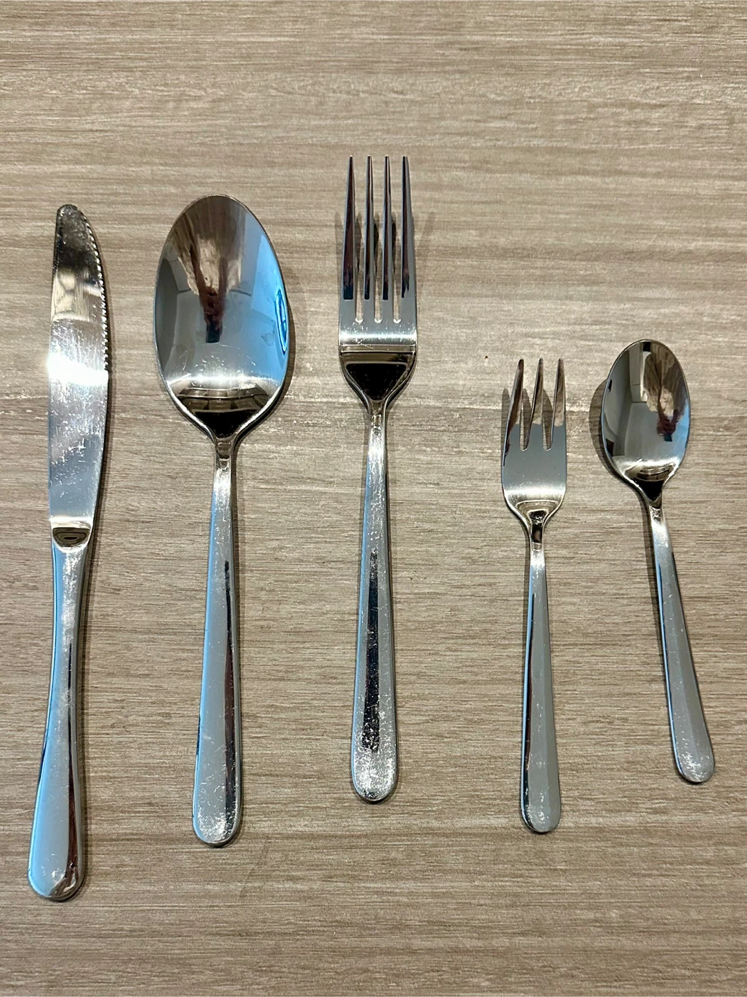 Complete Dining Set – Only $70! 🍽️ - photo 5