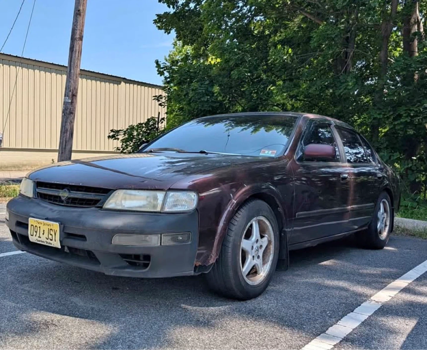 Nissan Maxima GLE Sedan