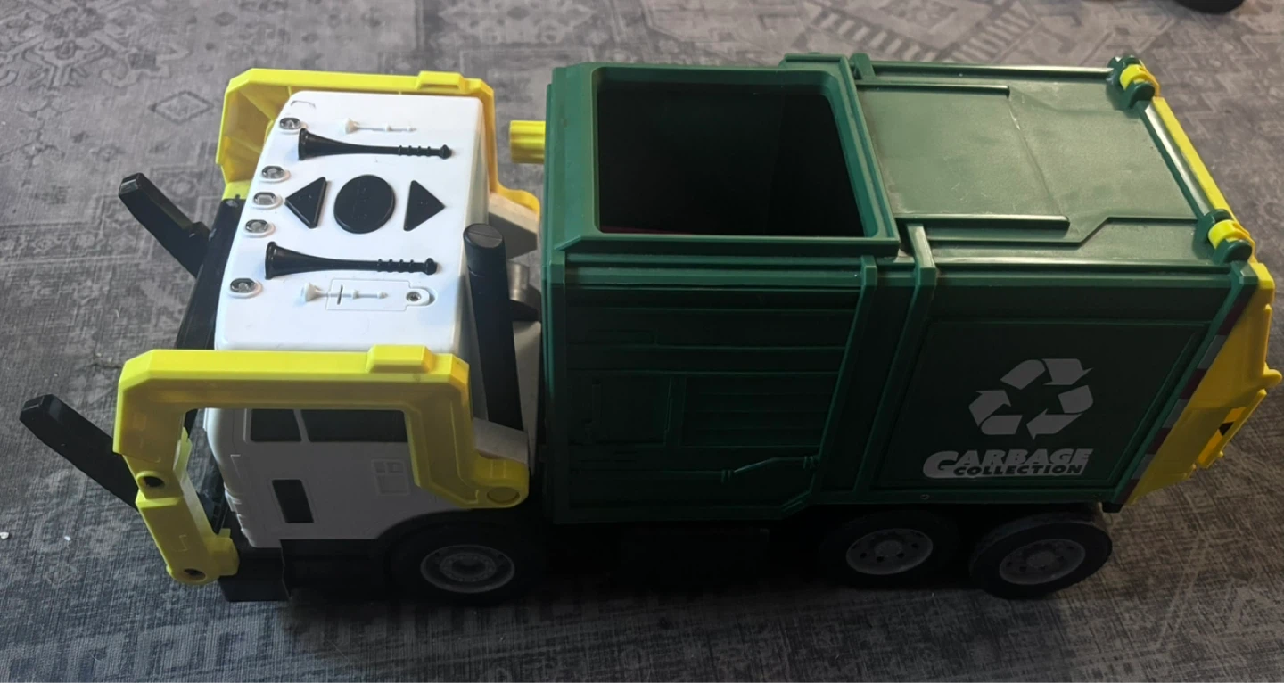 Garbage Truck Toy - photo 2