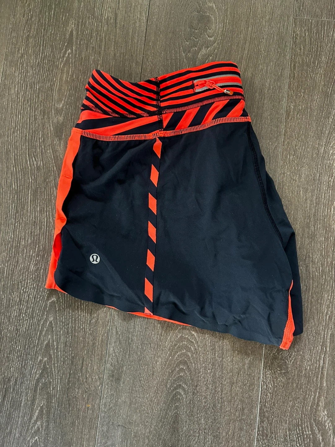 Lululemon Running Shorts size 8 - photo 4