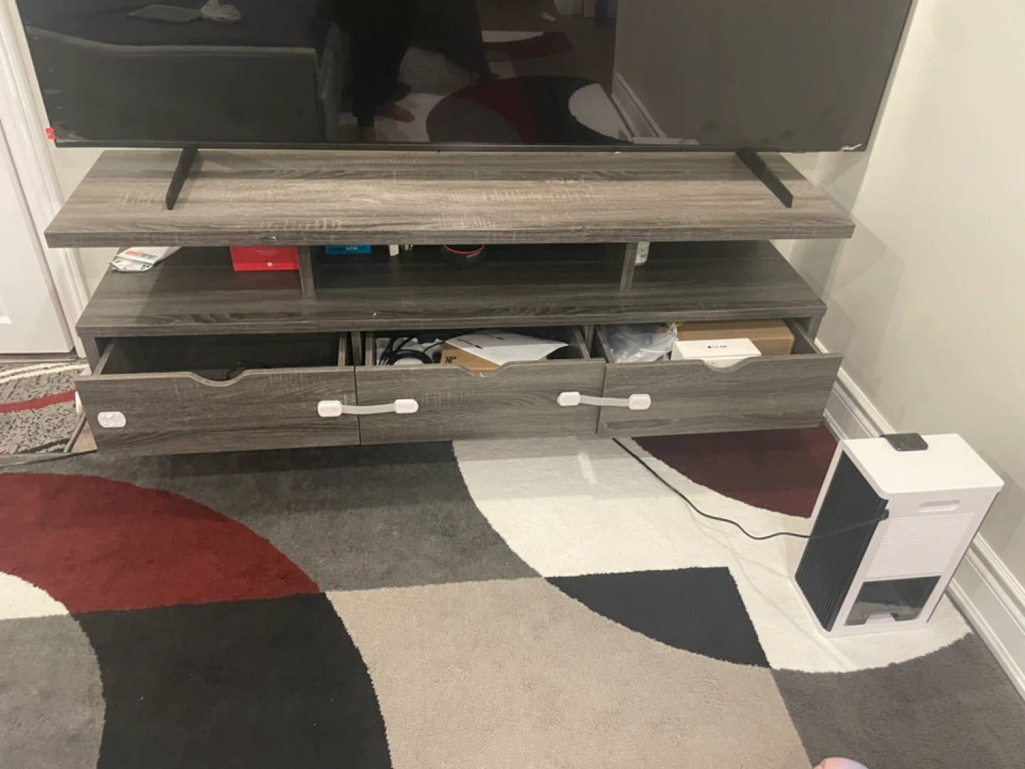 Tv stand & cupboard