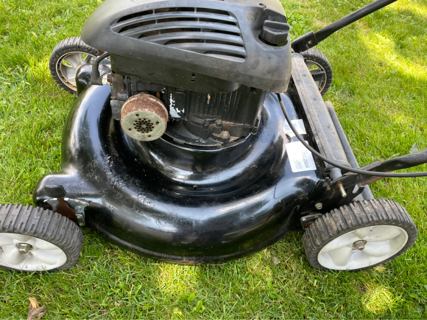 Gas push lawnmower - photo 5