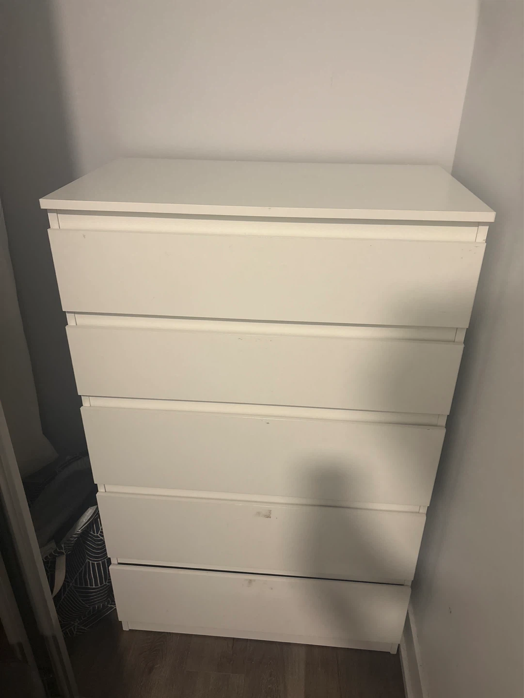White 6-Drawer Dresser