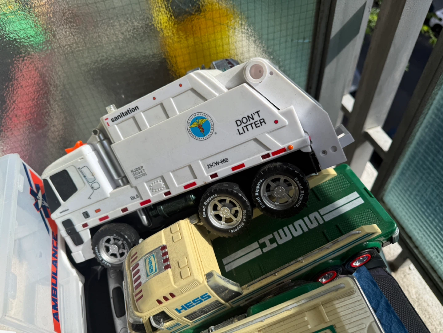 Hess Toy Trucks Collection - photo 4