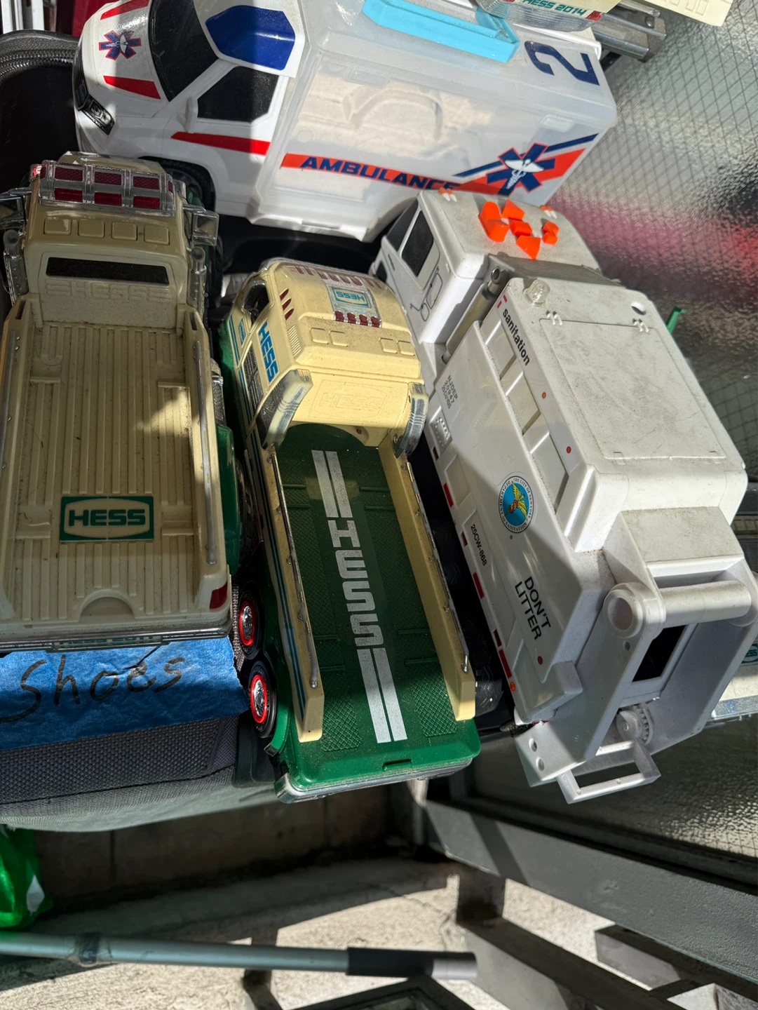 Hess Toy Trucks Collection - photo 2