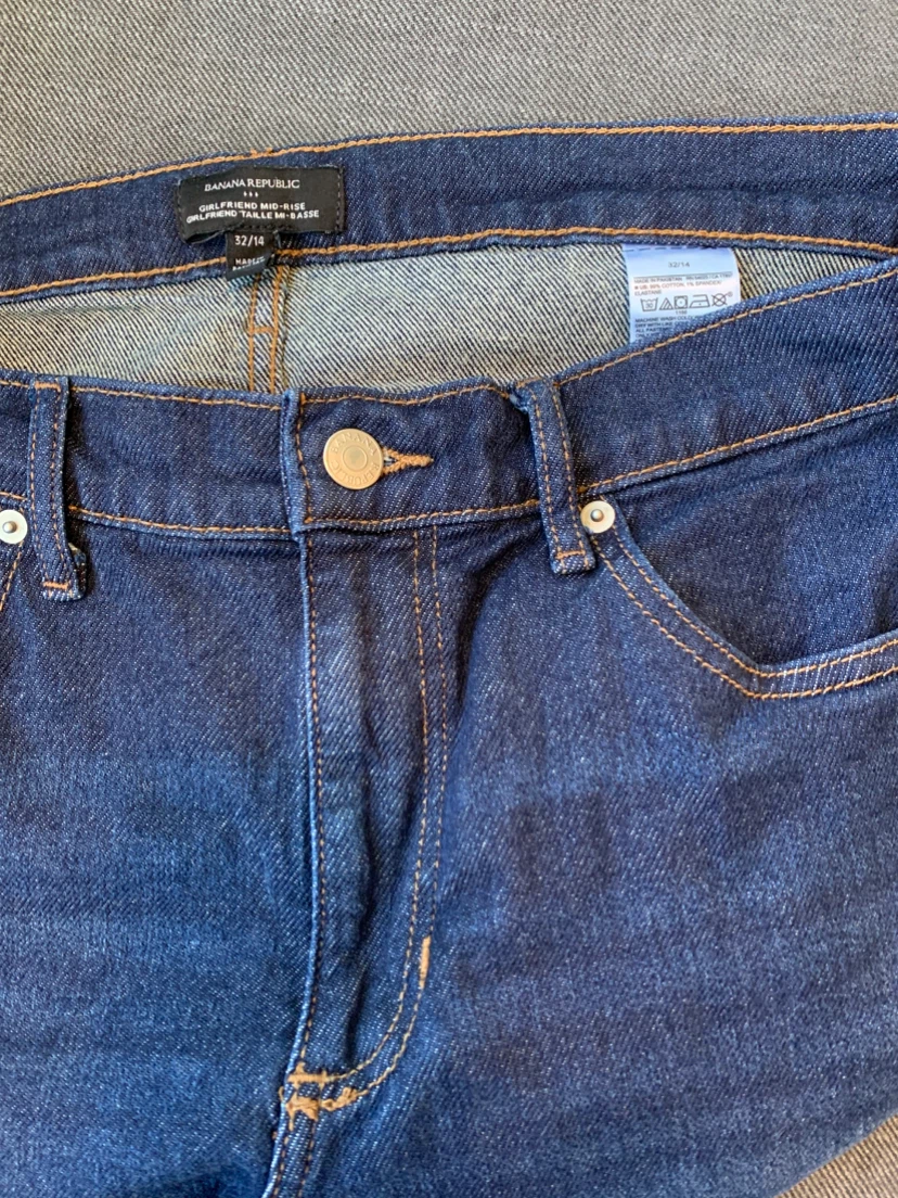 Banana Republic Girlfriend Mid-Rise Jeans - photo 3