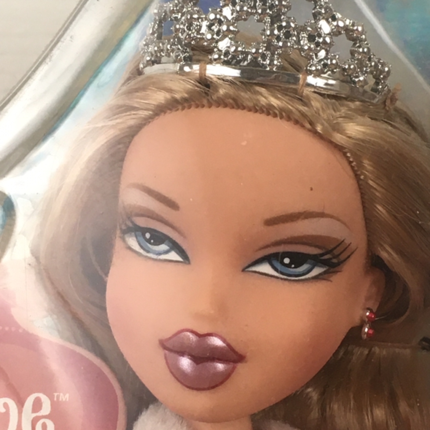 New Bratz Holiday Doll - photo 2