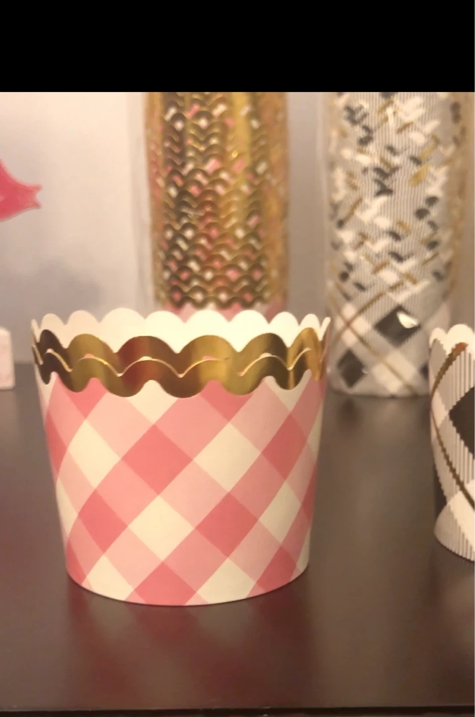 50 pcs $6 Cupcake/ Muffin decorative liners - photo 2