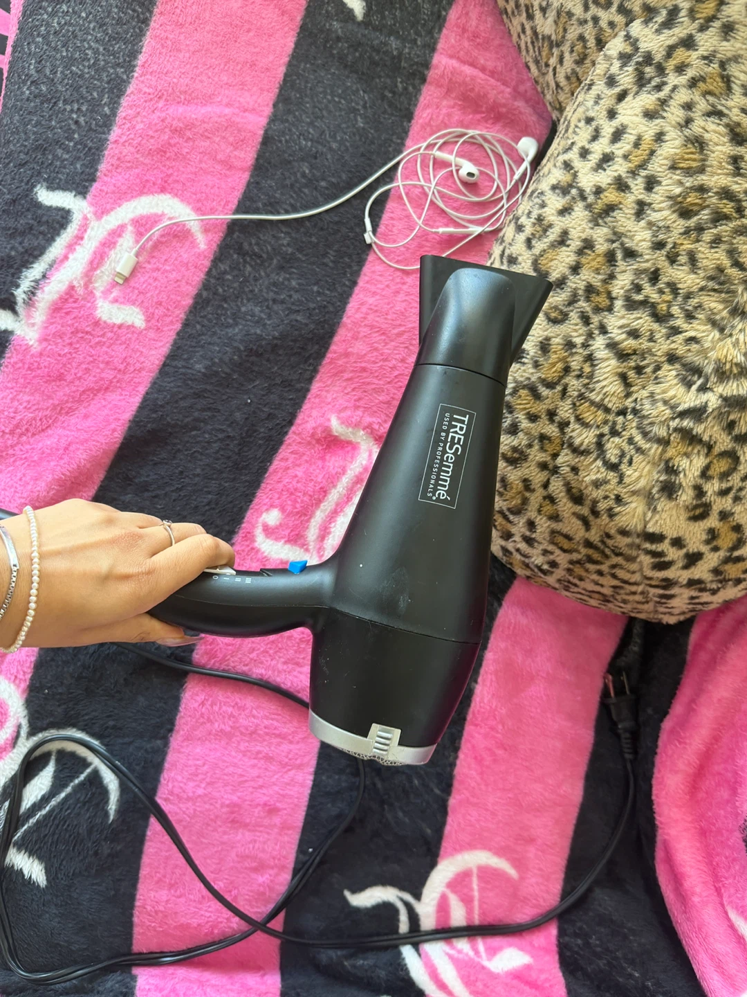 TRESemmé Hair Dryer