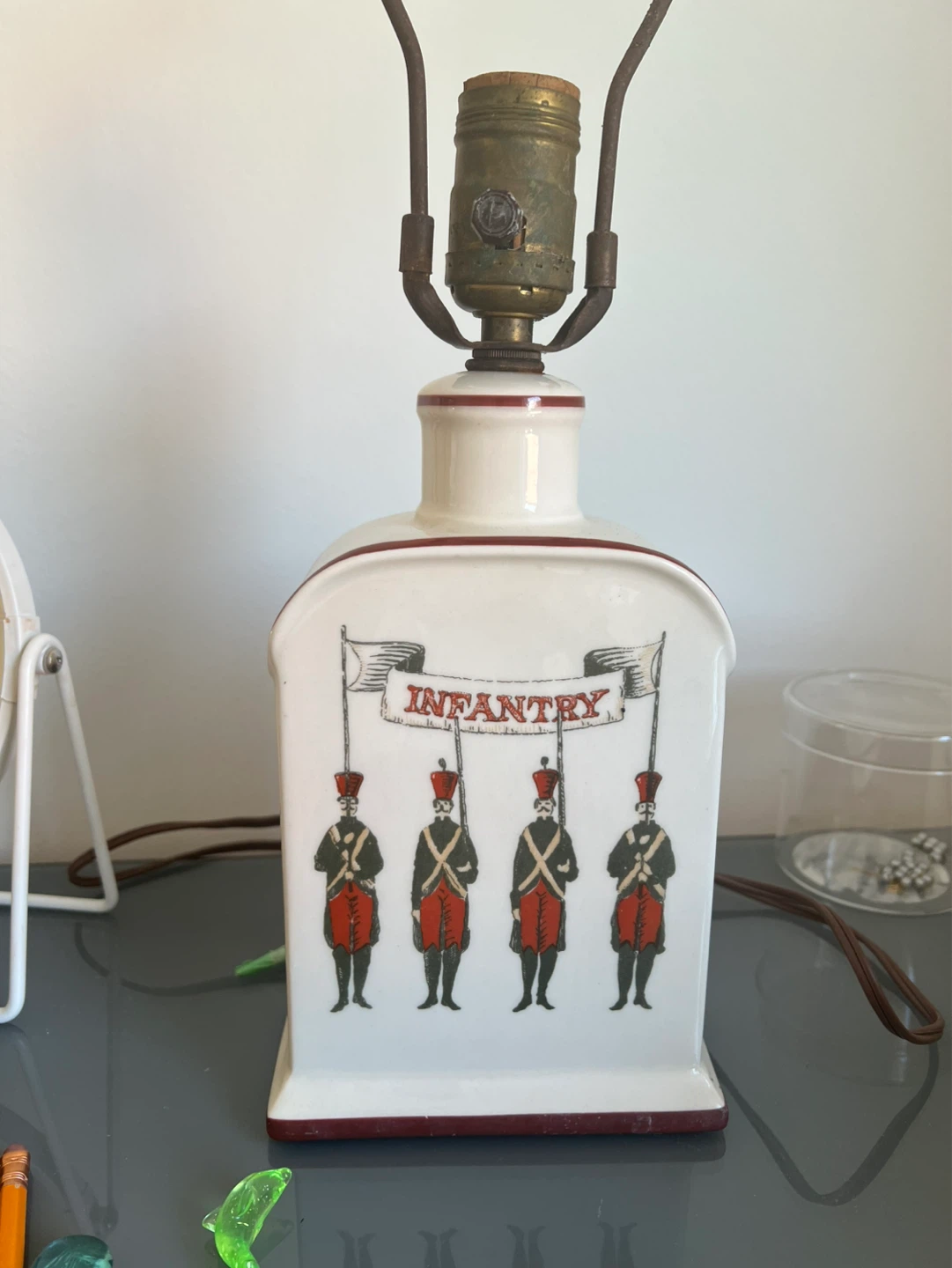 Vintage Infantry Ceramic Lamp Base - photo 4