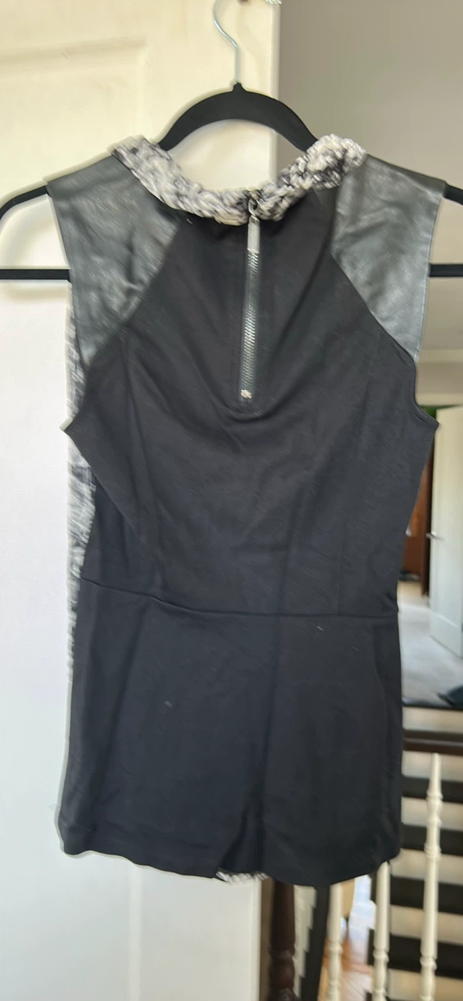 Various women's tops bundle New - photo 5