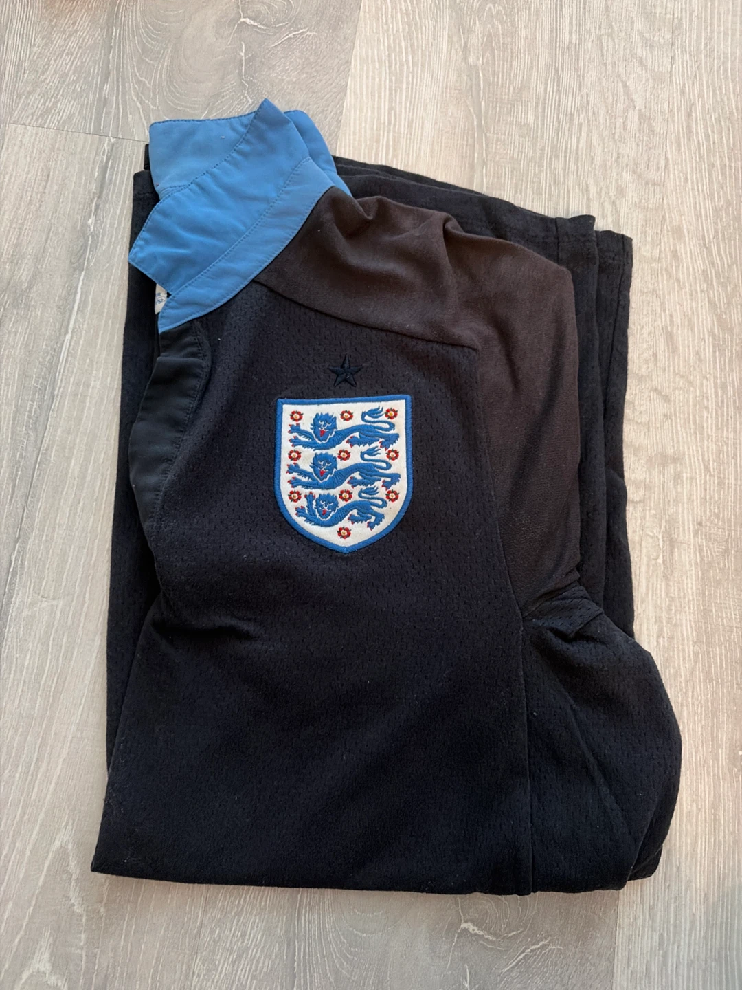 All authentic Football Jerseys(Manchester, FFF, KNVB) - photo 4