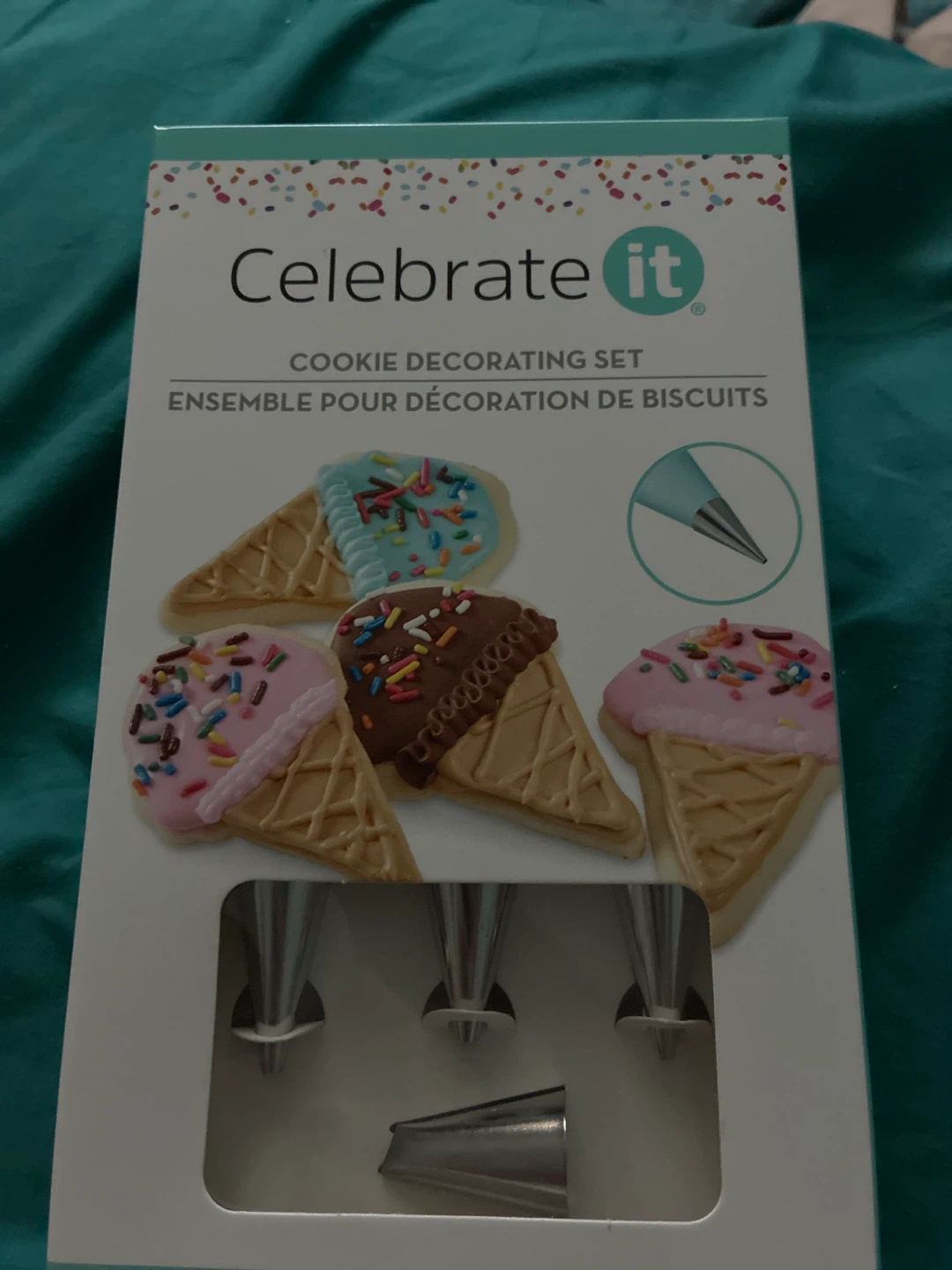 Celebrate It Cookie Decorating Set - photo 2