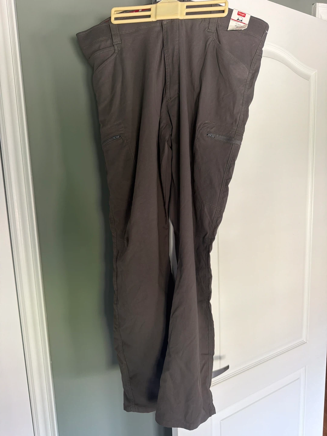 Wrangler Men's NC780SM Cargo Pants Size 38x32
