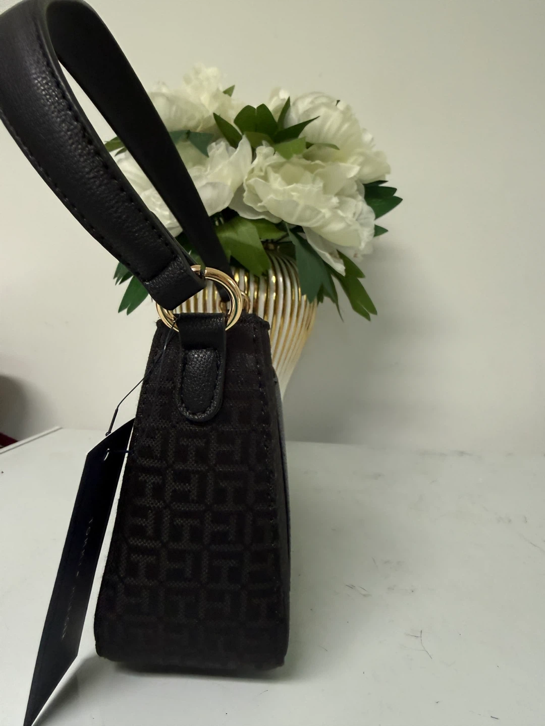 Tommy Hilfiger Black Monogram Shoulder Bag - photo 4