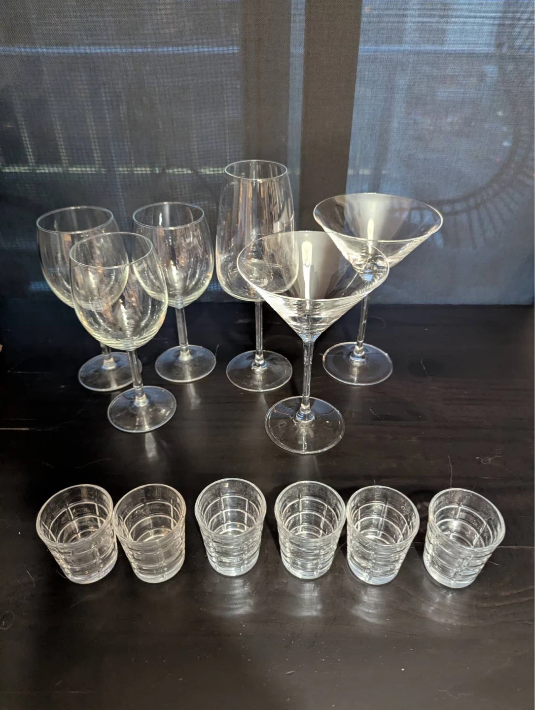 Assorted Glassware Set