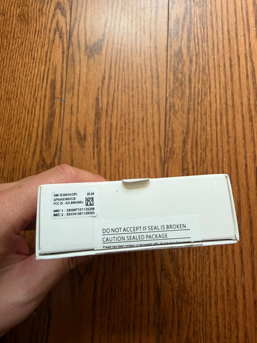 Brand new in box Samsung A36 5G 128GB Unlocked - photo 2