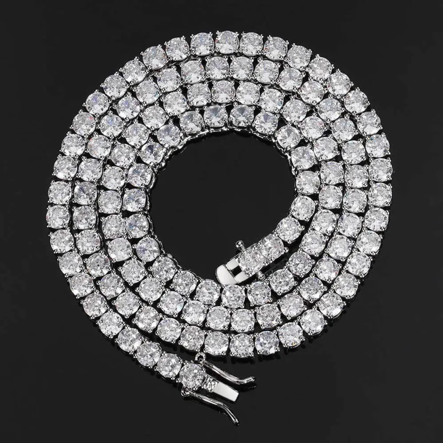 MOISSANITE DIAMOND TENNIS CHAIN