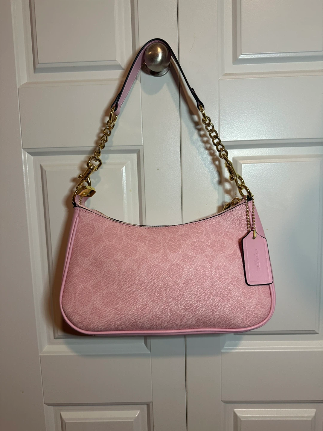 Coach Pink Signature Shoulder Bag - photo 2